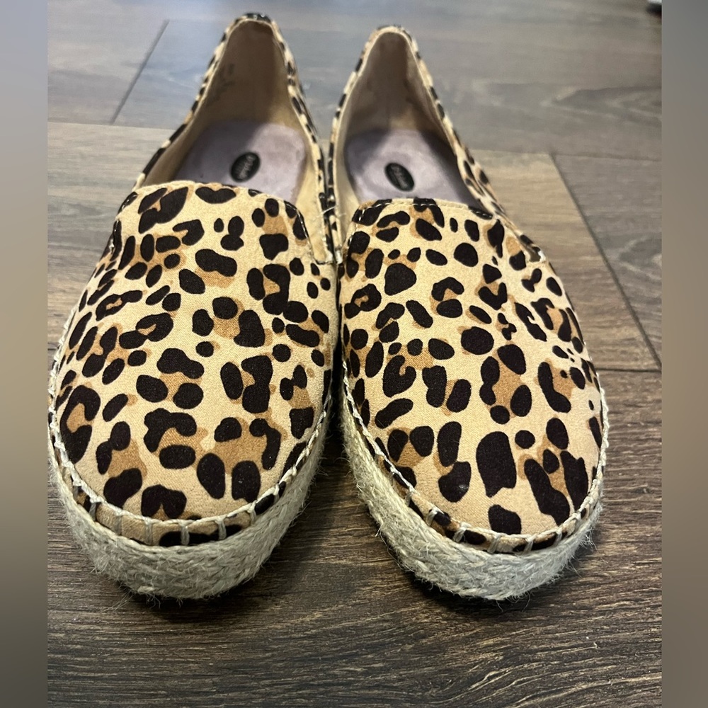 Dr. Scholls Leopard Espadrille Slides